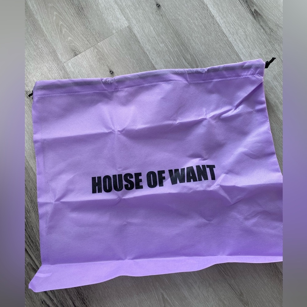 HOUSE OF WANT | HOW We Saunter White Shirring Luxury Vegan Leather Bag NWT - Picture 6 of 13